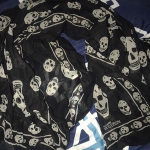 Alexander McQueen scarf